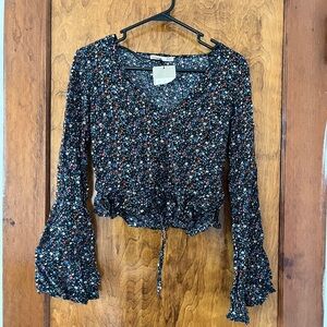 Pull&Bear Multicolor Floral Blouse with Bell Sleeves